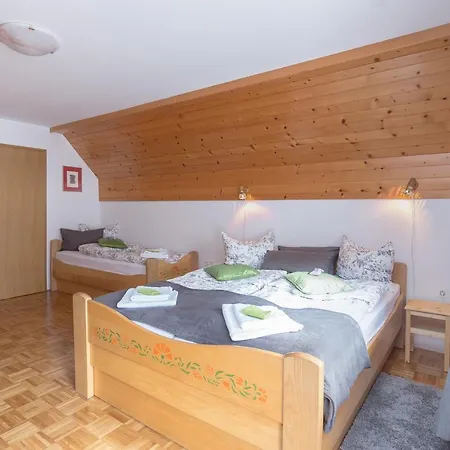 Ukanc Apartment *